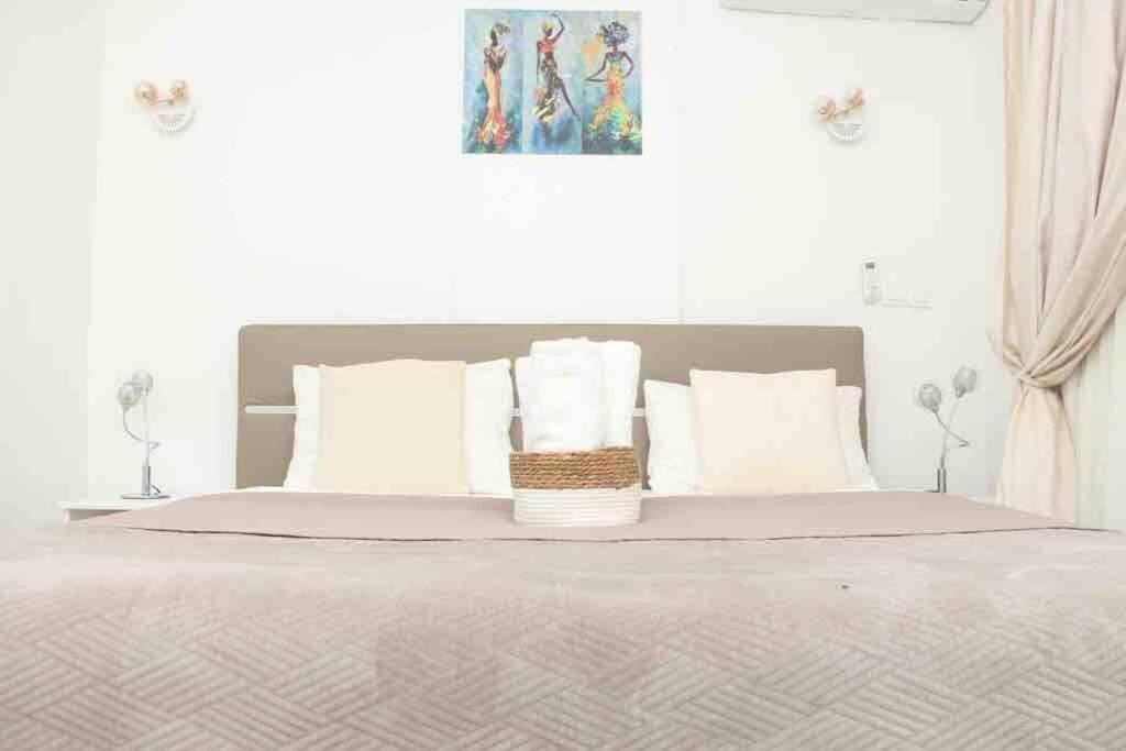 Appartement F3 Cite De L'Emergence Dakar Plateau Exterior photo